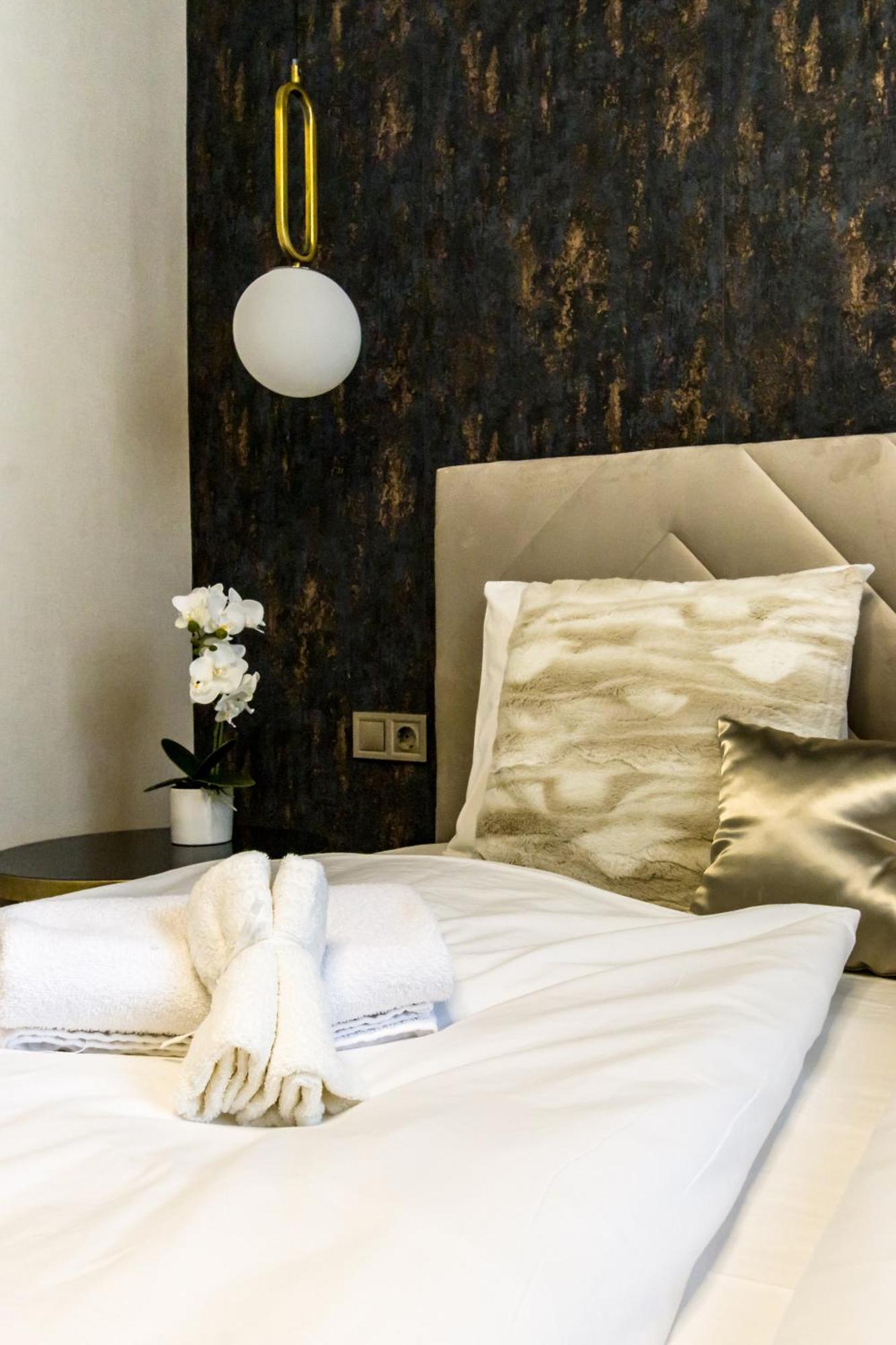 N16 Deluxe Apartment Budapest Bagian luar foto