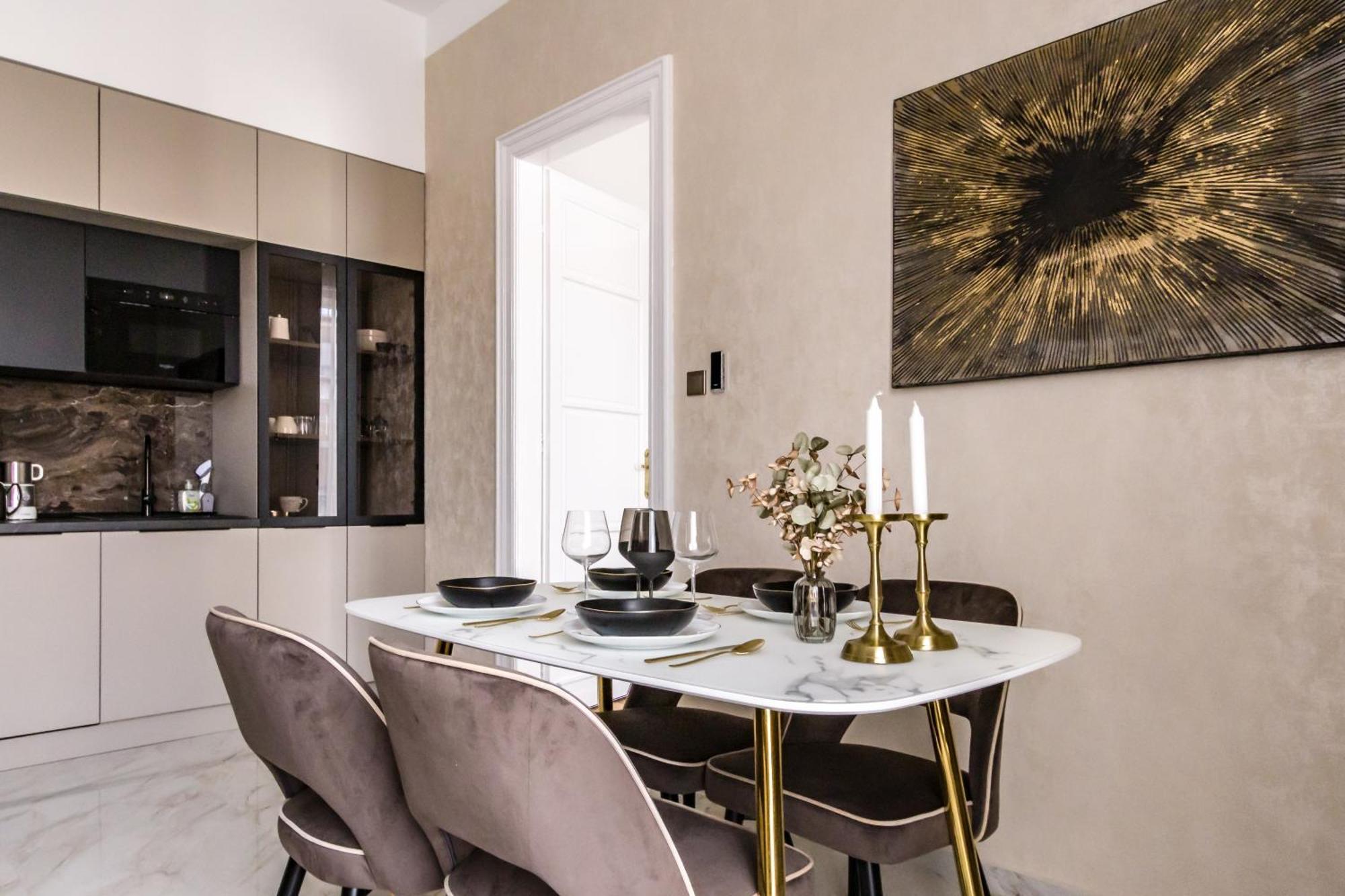 N16 Deluxe Apartment Budapest Bagian luar foto
